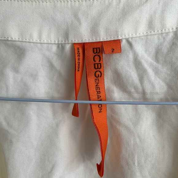 BCBG Size 2 cute summer dress - Picture 3 of 3